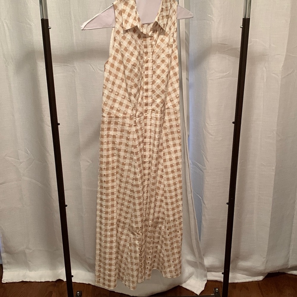 Cute button front dress with matching tie belt